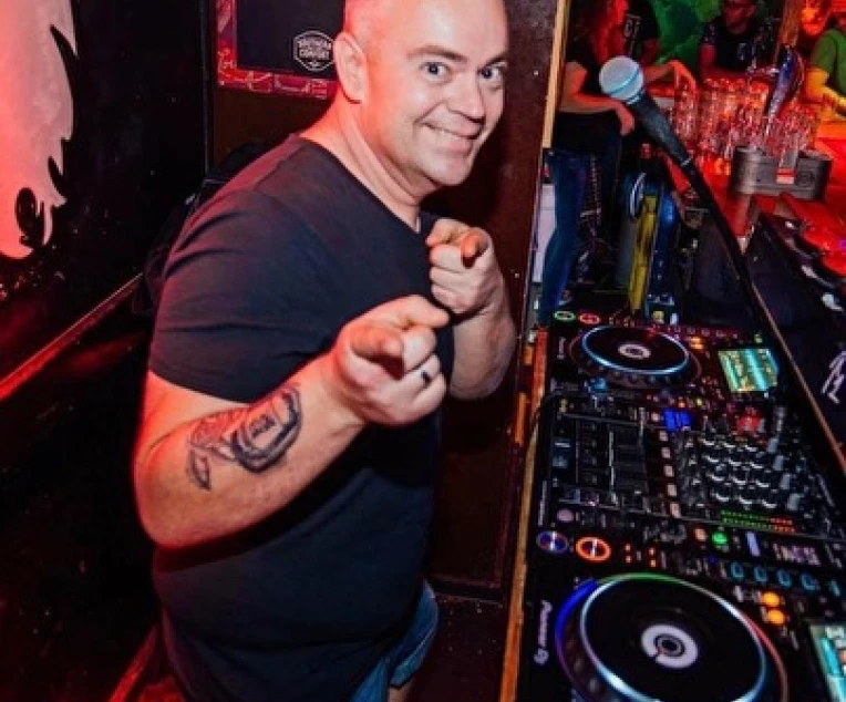 DJ Tomba